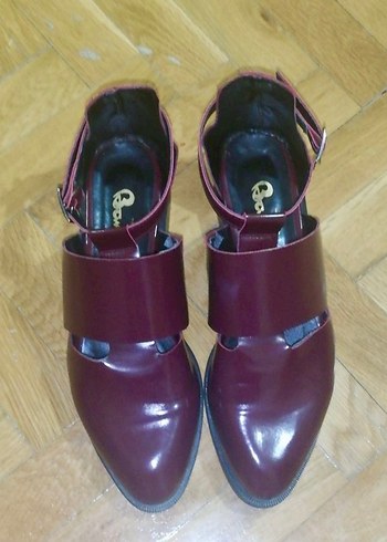 Bordo Rugan Deri Bambi Sandalet