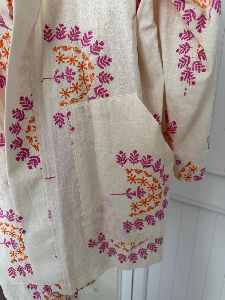 Nakışlı Uzun Beyaz Bohem Kimono - Görsel 3