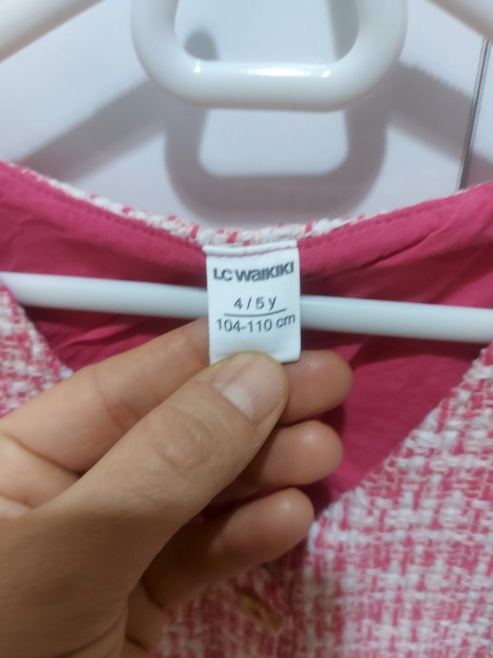 Kız Çocuk Pembe V Yaka Düğmeli Elbise - Görsel 3