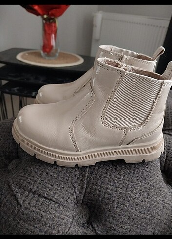Zara bot
