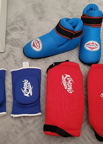 Beden Renk Kickboks malzemelerinve kıyafeti