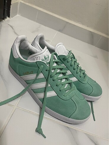 Gazelle adidas