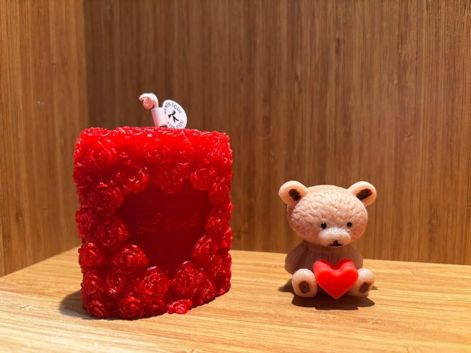 Kırmızı Güllü Dekoratif Mum ve Ayıcık - Görsel 2