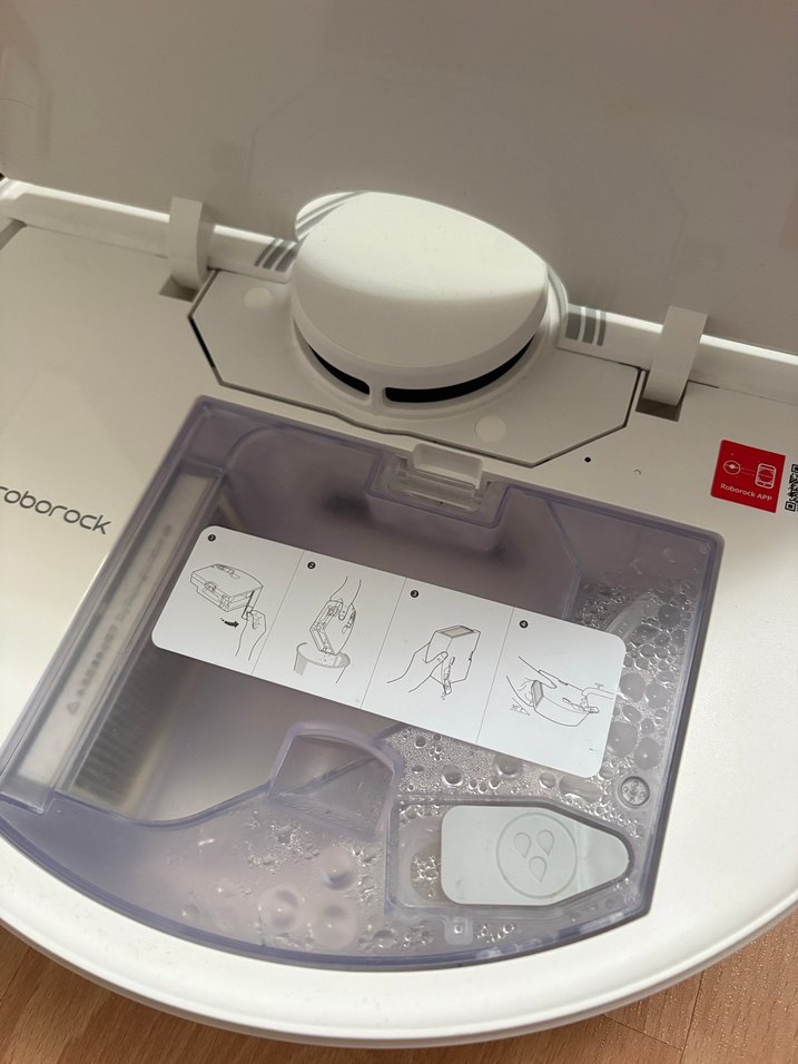 ROBOROCK marka Beyaz Robot Süpürge - Görsel 2