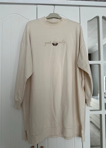 Bej Uzun Kollu Rahat Kadın Sweatshirt