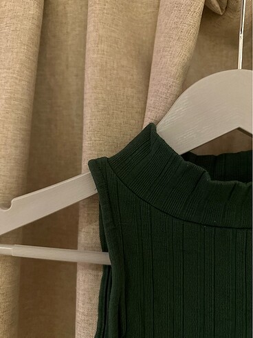 Pull and Bear Yeşil crop üst