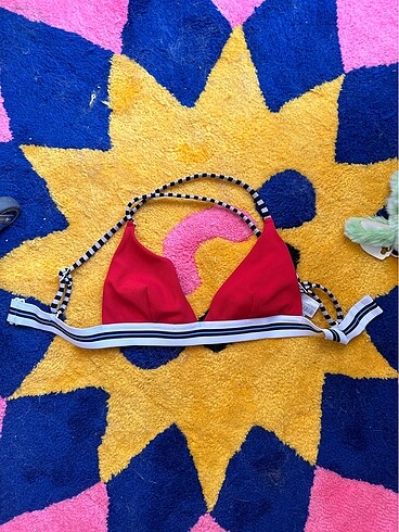 Oysho bikini üstü