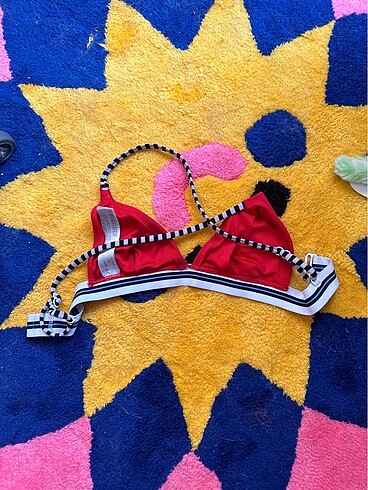 Oysho Oysho bikini üstü