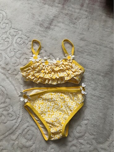 Kız bebek bikini