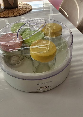 Pastel Renkli Yoğurt ve Ekmek Yapma Makinesi