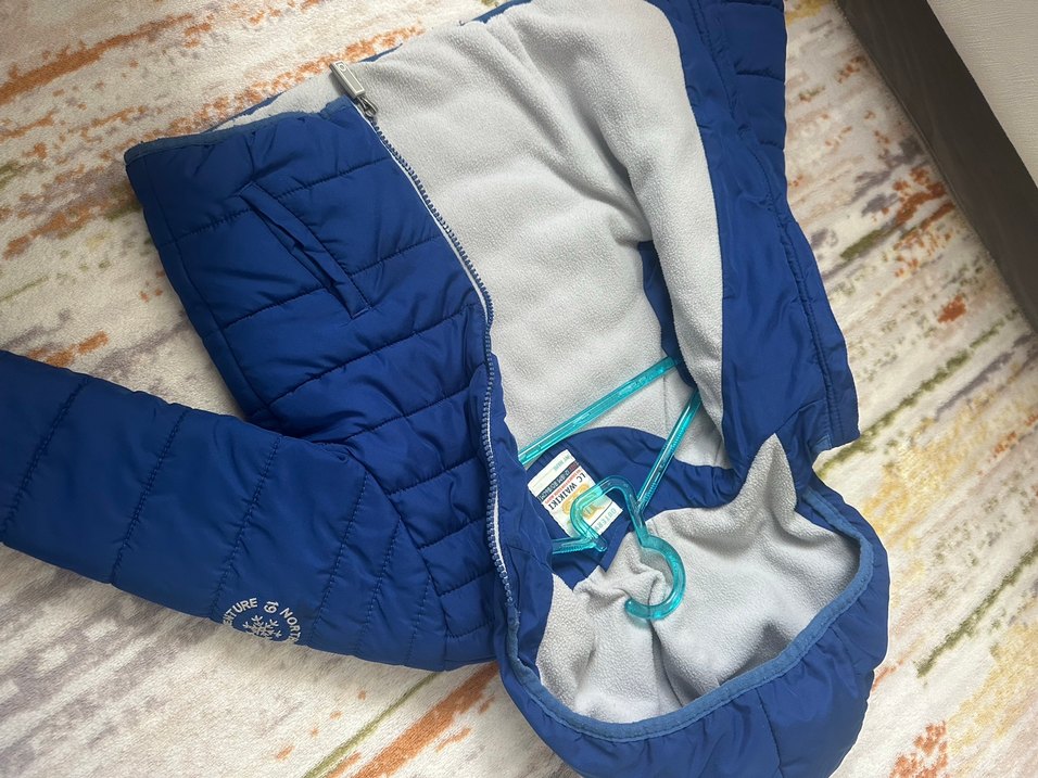 Kapüşonlu Fermuarlı Mavi Erkek Çocuk Montu - Görsel 3