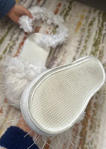 Kadın Beyaz Kürklü Platform Topuklu Terlik - Görsel 3