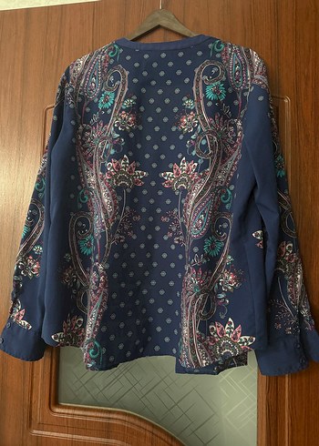 Düğmeli Bohem Desenli Mavi gömlek - Görsel 2