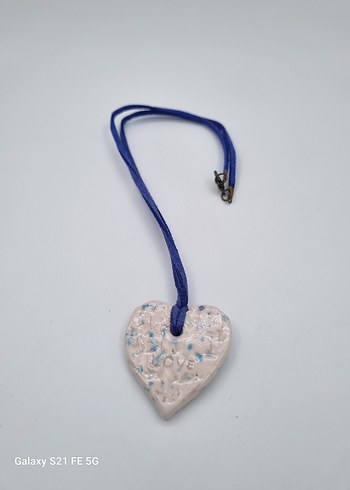 Özel Detaylı Tasarim Bohem Mini Kalp Kolye. - Görsel 3