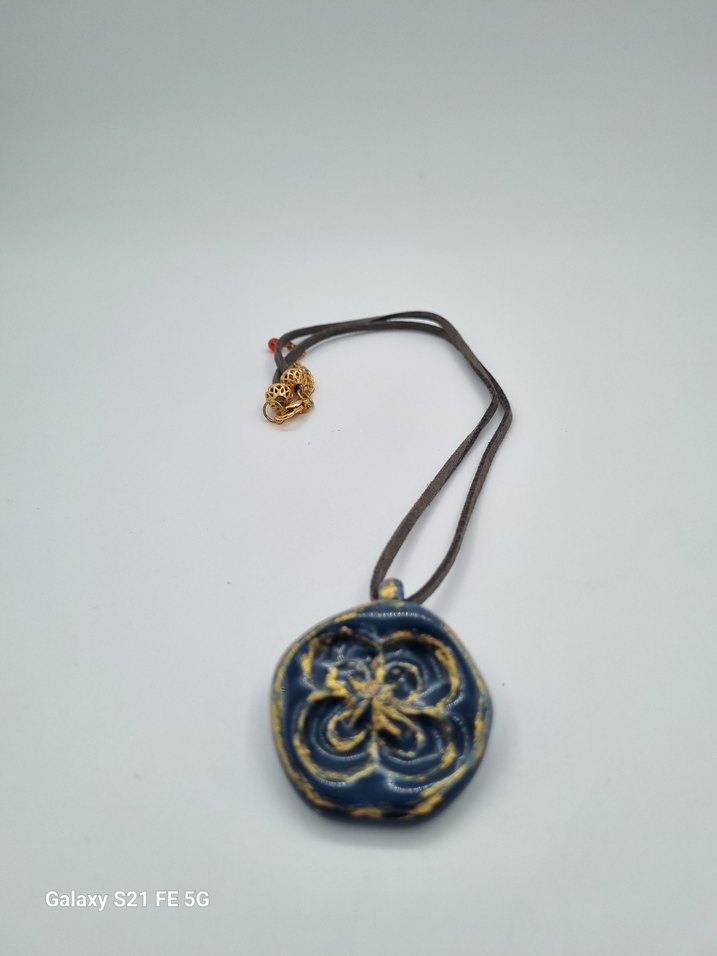 Lacivert ve Altın Renkli Mini Zincirli Bohem Kolye - Görsel 2