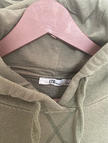 l Beden Sweatshirt