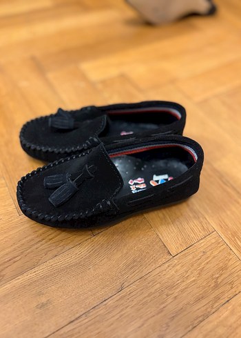 Erkek Çocuk Süet Siyah Püsküllü Ayakkabı - Görsel 2