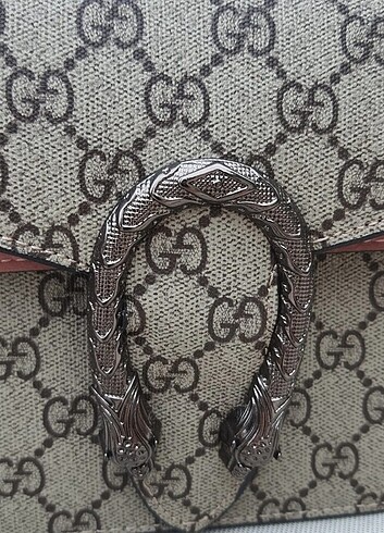 Beden siyah Renk #kadın #canta #cüzdan #louis Vuitton #gucci #fendi #chanel #prad