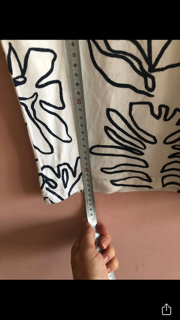 Beyaz Çiçek Desenli Erkek Çocuk Tişört - Görsel 5