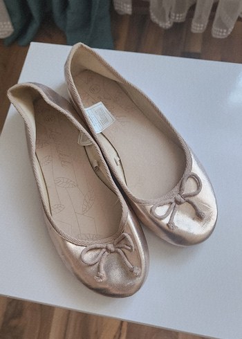 Rose gold Fiyonk Detaylı Babet