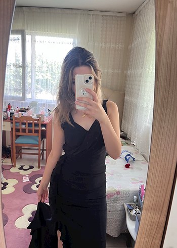 s Beden Siyah V Yaka Drapeli Midi Elbise
