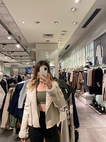 Stradivarius stradivaruis kaban bej