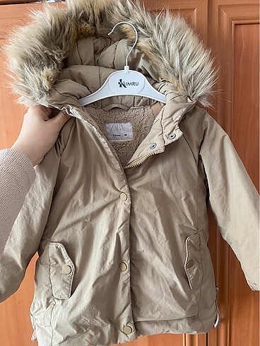 Zara mont