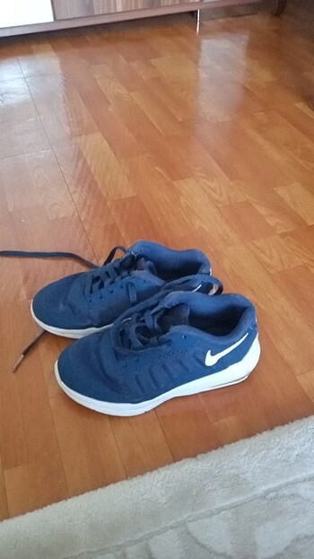 Nike spor ayakkabı