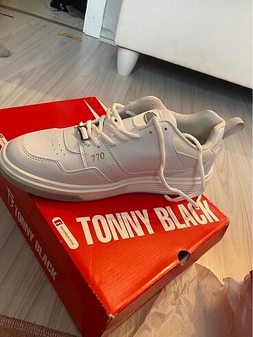 42 Beden Tonny black