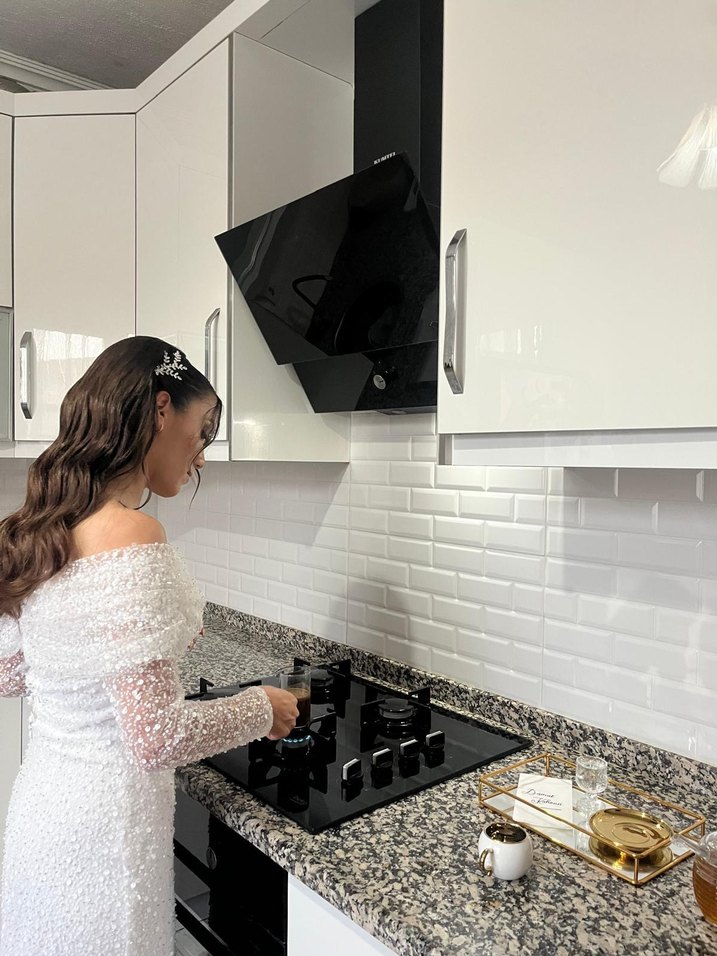 Uzun Kollu Straplez Beyaz Abiye - Görsel 2