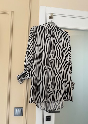 Zebra Desenli Uzun Kollu Kadın Gömlek