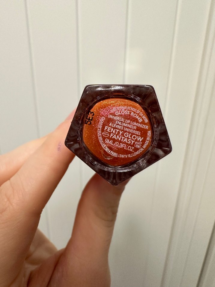 Fenty Beauty Gloss Bomb - Görsel 2