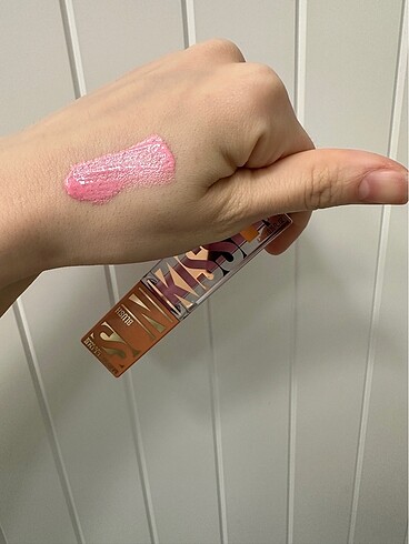 Beden Maybelline Sunkisser Allık