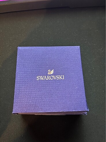  Beden Swarovski altın kalpli kolye