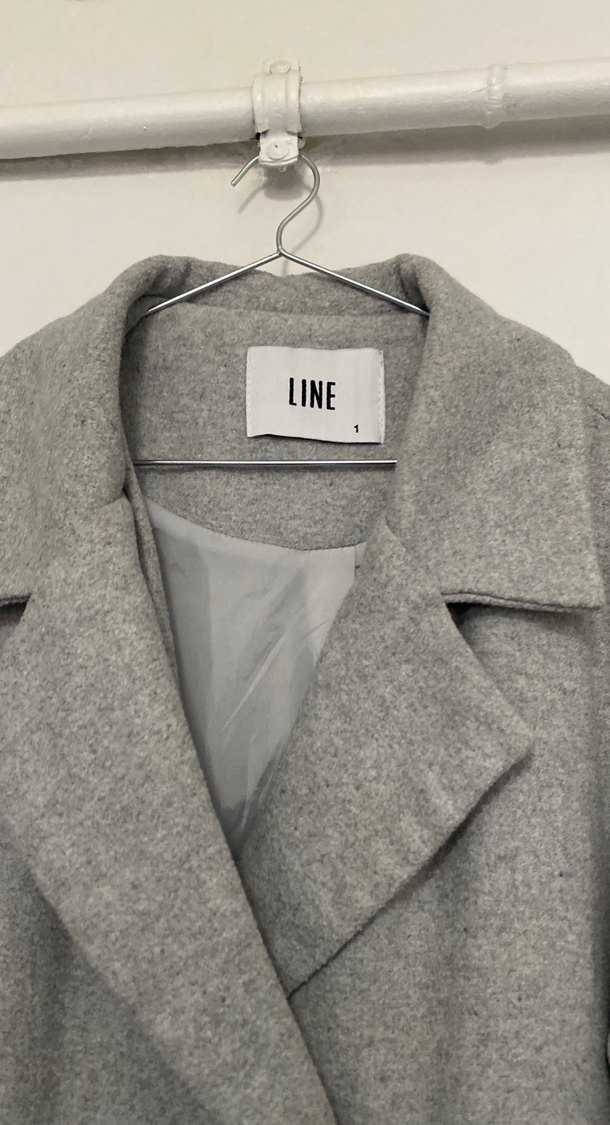 Gri Düğmeli Kadın Kaban - Görsel 2