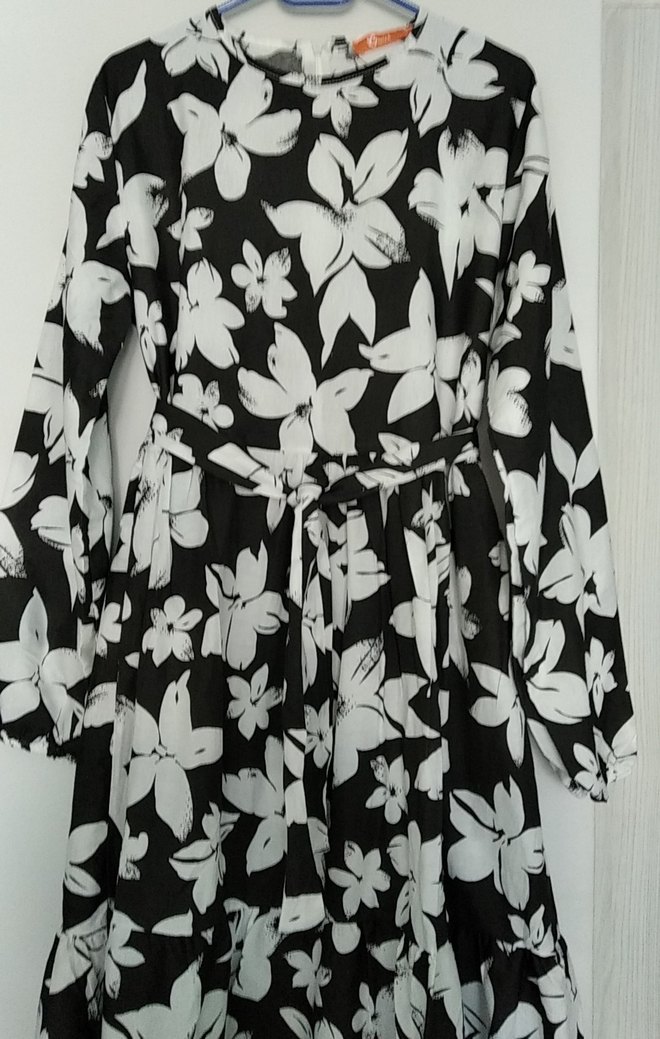 Uzun Kollu Pileli Bohem Çiçekli Elbise - Görsel 2