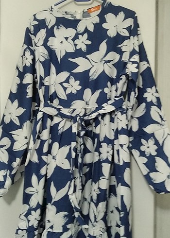 Kadın Mavi Uzun Çiçekli Elbise - Görsel 2