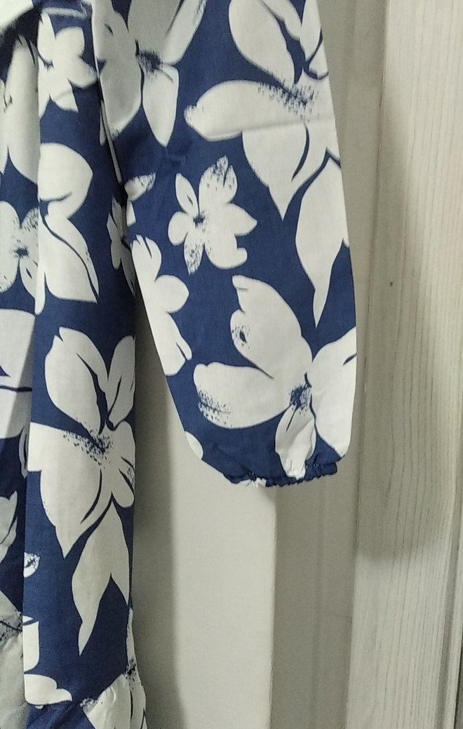 Kadın Mavi Uzun Çiçekli Elbise - Görsel 4