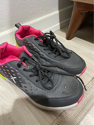 Kinetix spor ayakkabı