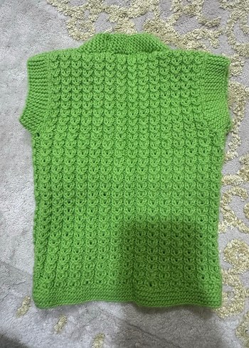 Yeşil Örgü Kolsuz Bebek Yelek - Görsel 2