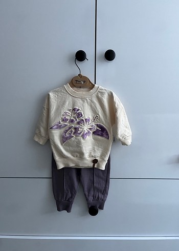Kız bebek ikili takım