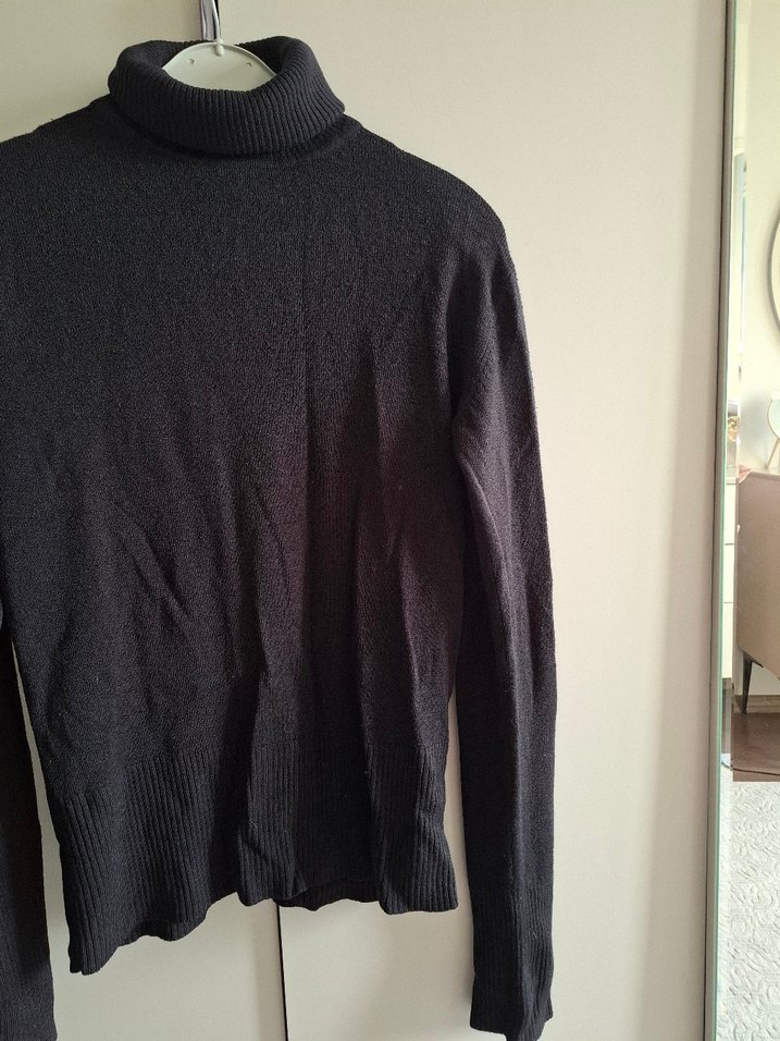 Kadın Siyah Balıkçı Yaka Triko Kazak - Görsel 4