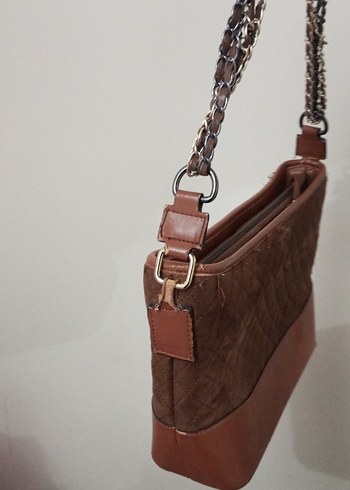 Zincir Detaylı Kahverengi Kadın Süet Çanta - Görsel 2