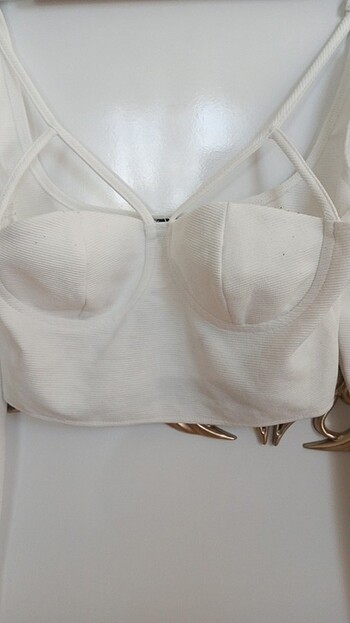 Trendyol & Milla Beyaz crop