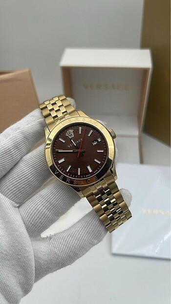 Versace saat