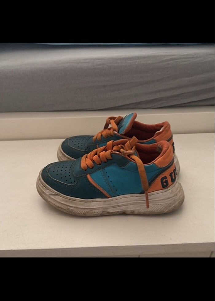 Guess ayakkabı - Görsel 2