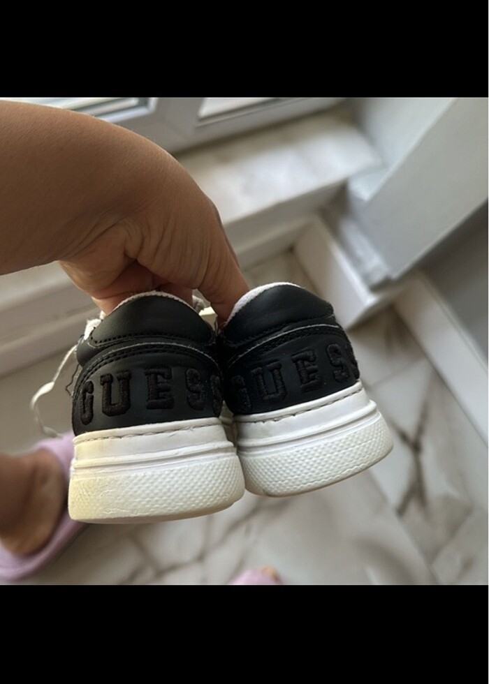 Guess ayakkabı - Görsel 2