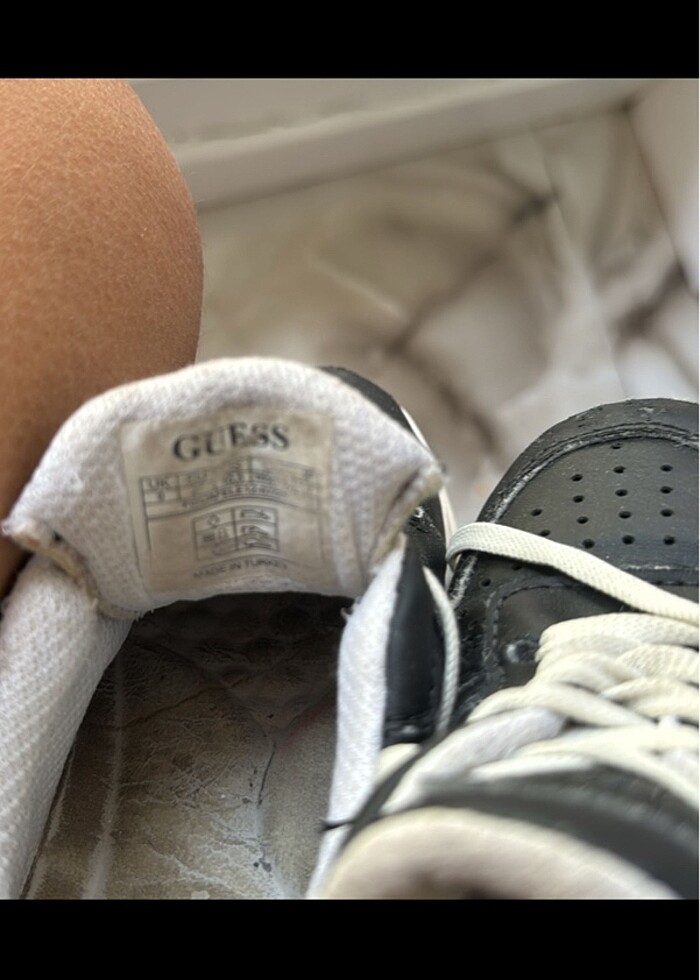 Guess ayakkabı - Görsel 4