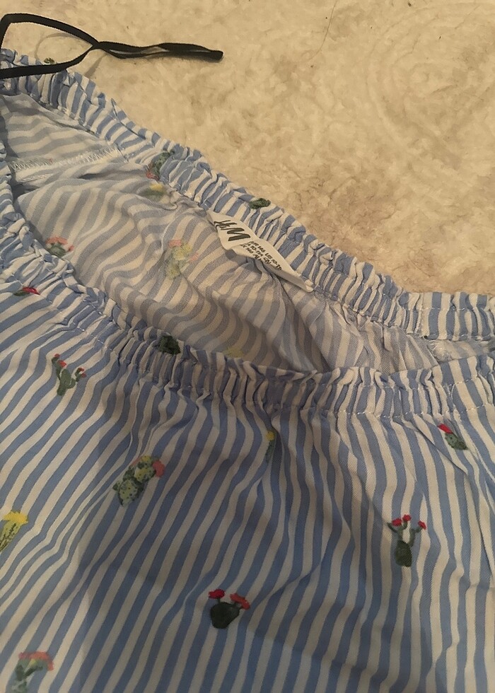 H&m blux - Görsel 3