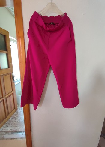 Trendyol & Milla Pembe Salaş Midi Kumaş Pantolon